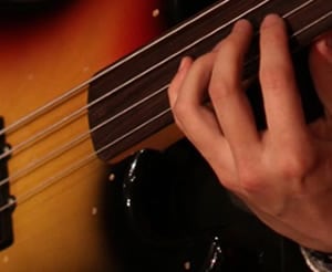 ベースの練習方法
