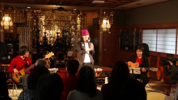 【動画】阿倍野泰然寺にてクリスマスイベント・ライブでした。