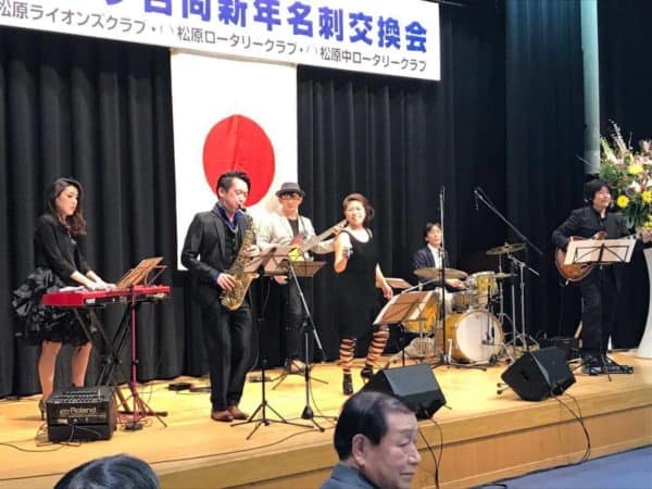 松原商工会議所にてライオンズクラブ・ロータリークラブの互礼会演奏でした。