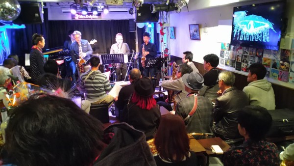 藤井サックス教室 津田ベース教室 中尾ギター教室共同 OPEN MIC & JAM Session 3.31でした。