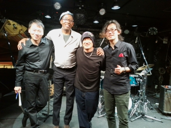 12月12日は 杉本さんBANDにて 京都RAGでの演奏でした。