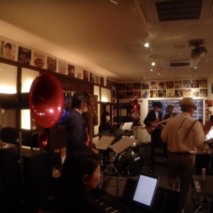 難波レコード喫茶グラフィティでのプライベートライブ