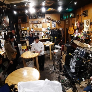 ベース教室の受講者・OB さん集まっての懇親会でした。