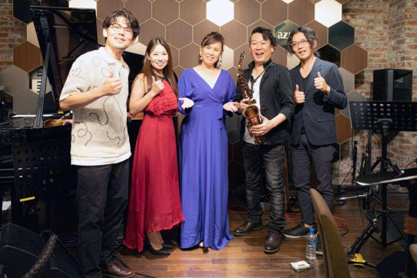 前田めぐみ&片野麻代グループのライブ終了しました