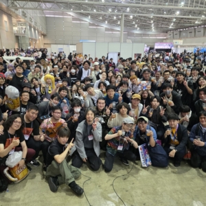 【ニコニコ超会議！ZUN＆ひろゆきビールコーナーでベース弾いてきました！】