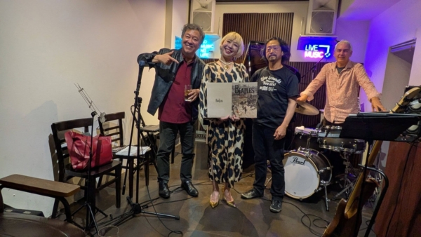 ビートルズ ジャズアレンジ トリビュートライブにいきました！！